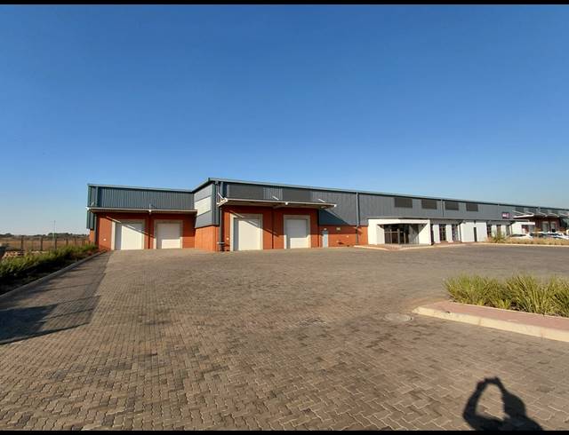1,773M² WAREHOUSE TO LET IN WITFONTEIN